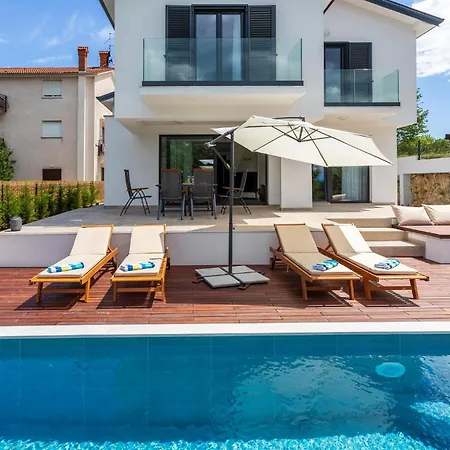 3 Bedroom Lovely In Jurdani
