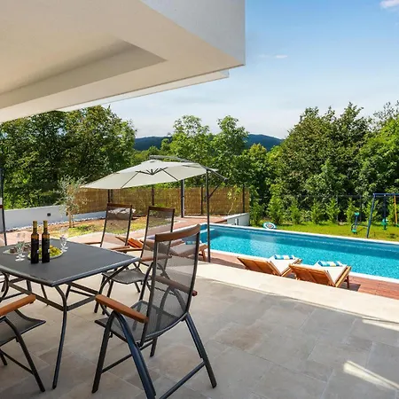 Holiday home 3 Bedroom Lovely In